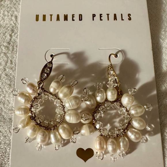 UNTAMED PETALS BY AMANDA JUDGE Jewelry - Untamed Petals NWT Crystal Wrapped Hoops With Pearls Earrings